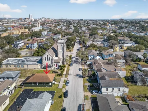 3616 Avenue L Galveston TX 77550