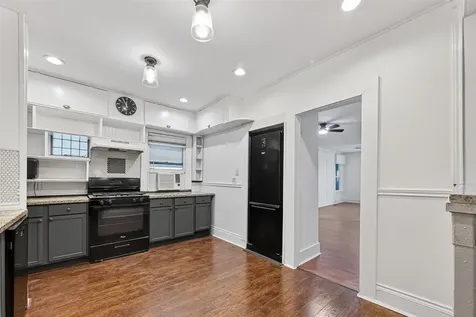 5618 Belmark Street Houston TX 77033