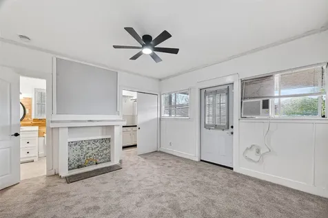 5618 Belmark Street Houston TX 77033