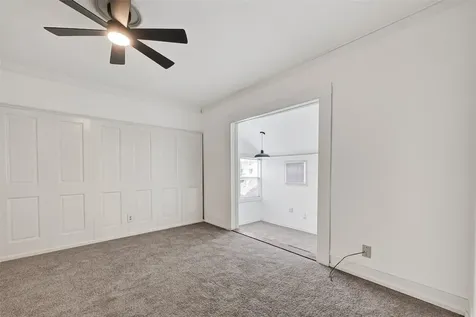 5618 Belmark Street Houston TX 77033