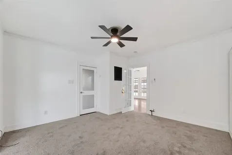 5618 Belmark Street Houston TX 77033