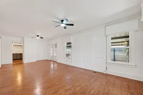 5618 Belmark Street Houston TX 77033