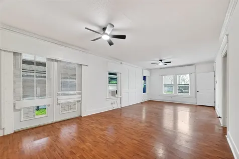 5618 Belmark Street Houston TX 77033