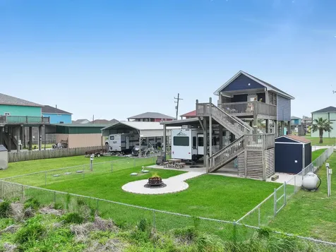 888 S East Road Crystal Beach TX 77650