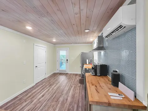 888 S East Road Crystal Beach TX 77650