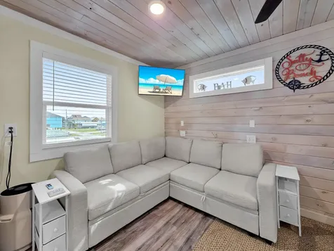 888 S East Road Crystal Beach TX 77650