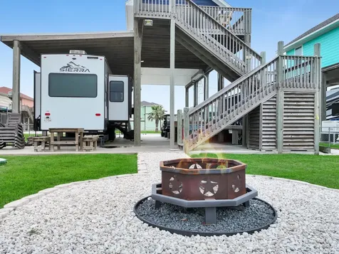 888 S East Road Crystal Beach TX 77650