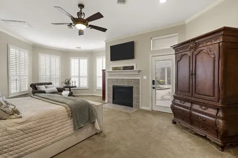 8214 Forest Gate Drive Sugar Land TX 77479