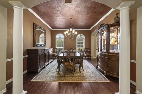 8214 Forest Gate Drive Sugar Land TX 77479