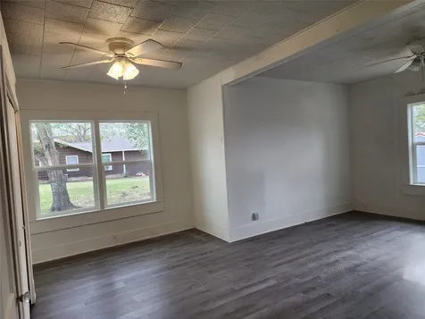 417 Victoria Street Navasota TX 77868
