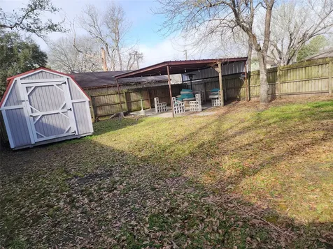 417 Victoria Street Navasota TX 77868