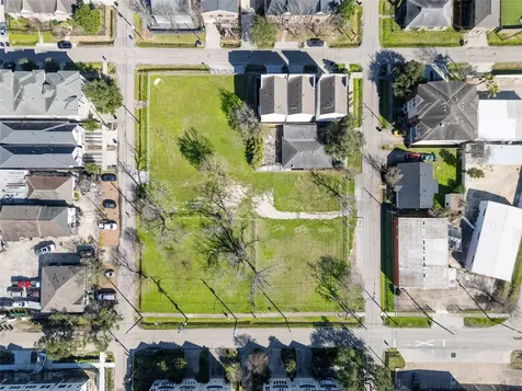 5006 Maxie Street Houston TX 77007