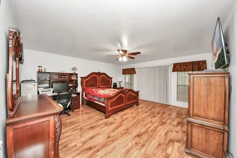 12746 Roy Road Pearland TX 77581