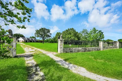 12746 Roy Road Pearland TX 77581