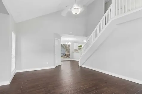 946 Pennygent Lane Channelview TX 77530