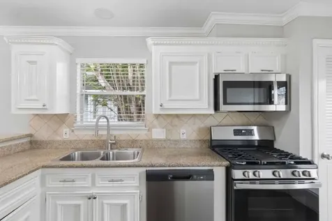 946 Pennygent Lane Channelview TX 77530
