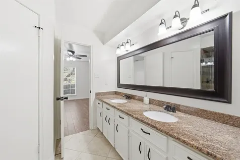 1914 Abby Aldrich Lane Katy TX 77449