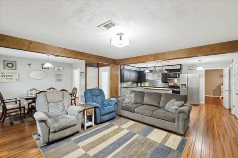 262 County Road 165 Jasper TX 75951