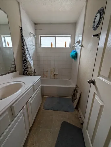 3211 Village Pond Lane Fresno TX 77545