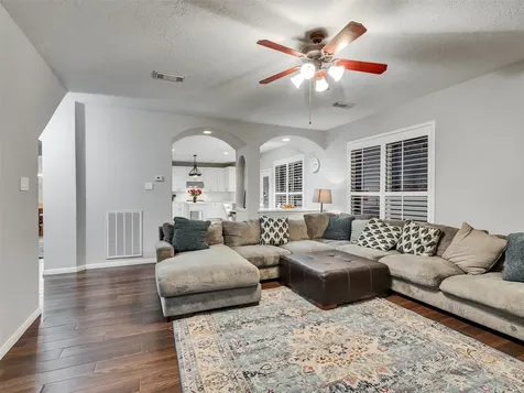 2146 Brittany Colony Drive League City TX 77573