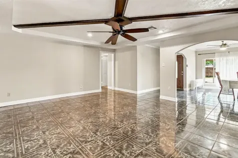 10810 Evangeline Drive Houston TX 77013