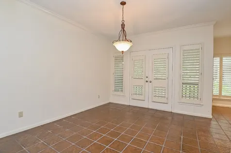 294 Sugarberry Circle Houston TX 77024