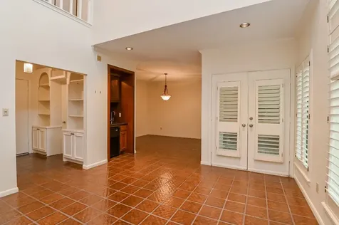 294 Sugarberry Circle Houston TX 77024