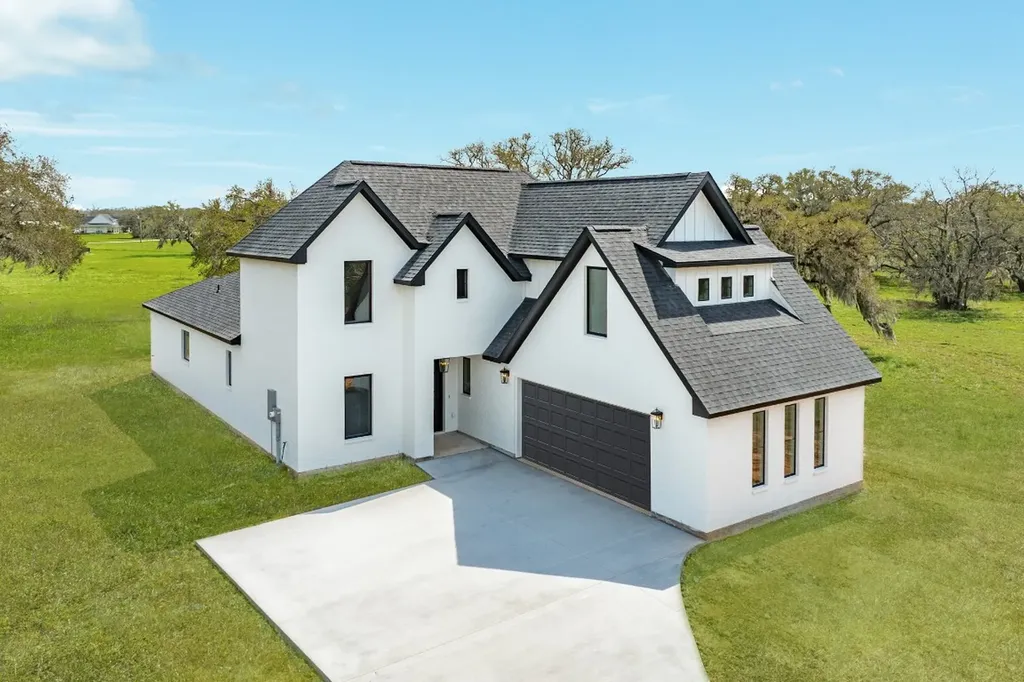 1737 Flintlock Court Angleton TX 77515