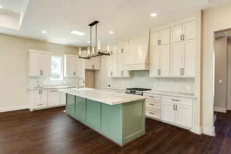 1737 Flintlock Court Angleton TX 77515