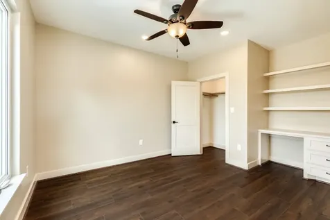 1737 Flintlock Court Angleton TX 77515
