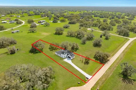 1737 Flintlock Court Angleton TX 77515