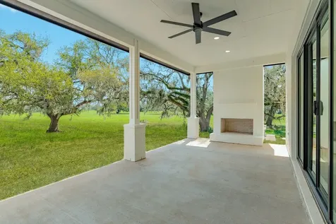 1737 Flintlock Court Angleton TX 77515