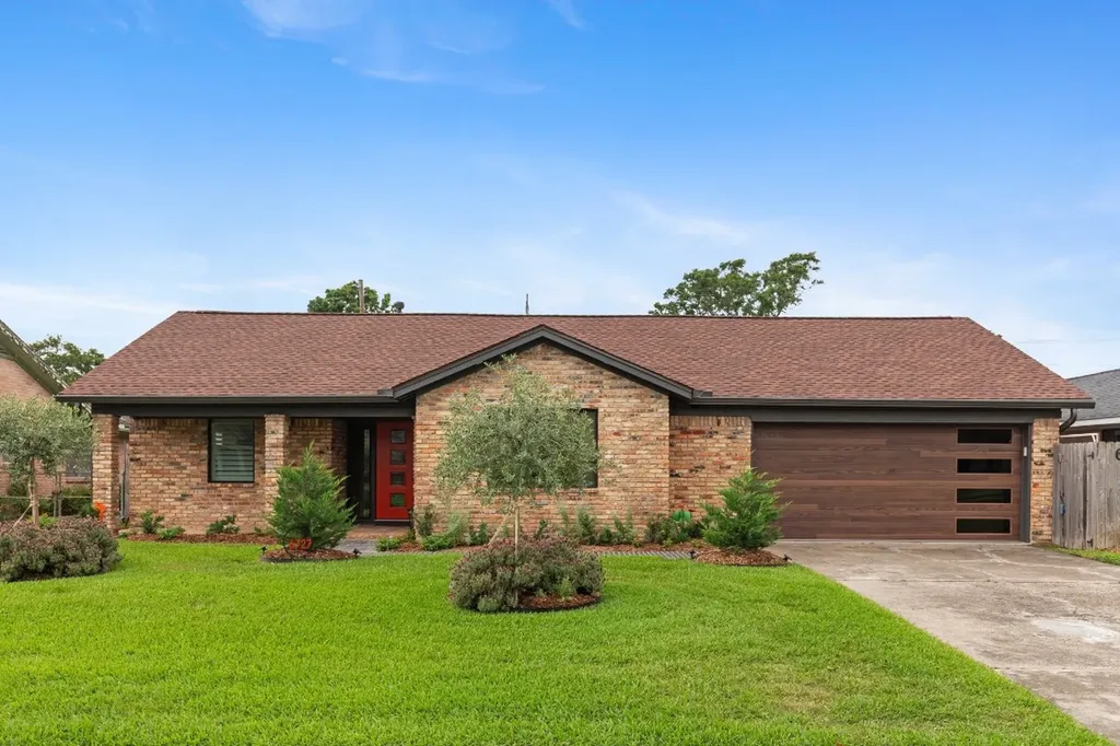 6727 Lindyann Lane Houston TX 77008