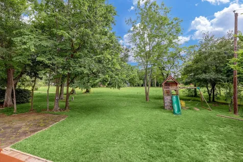 7442 Tall Pines Drive Houston TX 77088