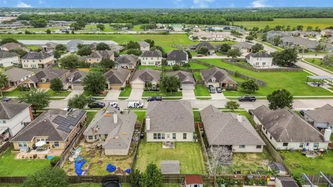 1120 Lasso Court Alvin TX 77511