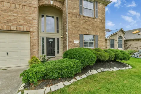 1120 Lasso Court Alvin TX 77511