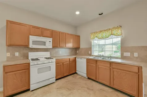 1120 Lasso Court Alvin TX 77511