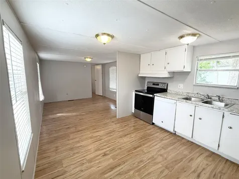 110 #32 Woodlawn Drive 32 Friendswood TX 77546