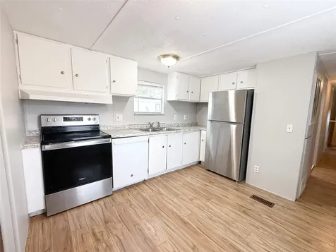 110 #32 Woodlawn Drive 32 Friendswood TX 77546