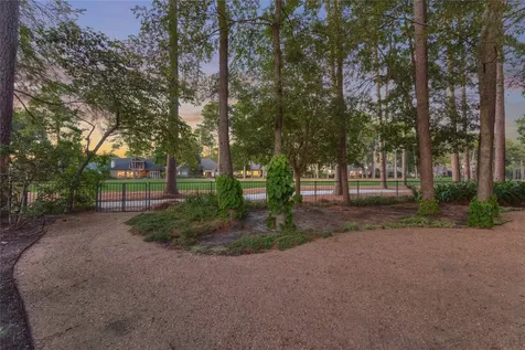3073 Bentwater Drive Montgomery TX 77356