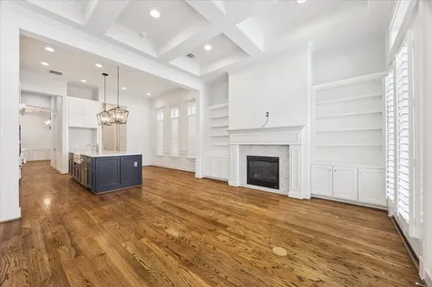 411 W 24th Street Houston TX 77008