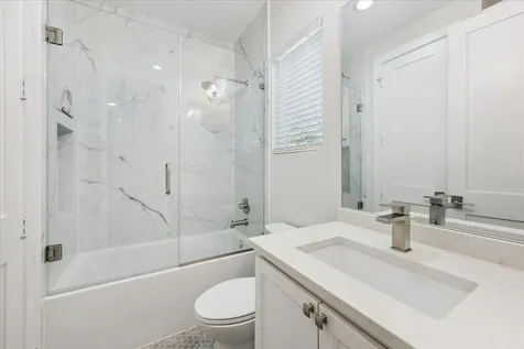 411 W 24th Street Houston TX 77008