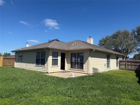 2215 Beacon Light Lane Fresno TX 77545