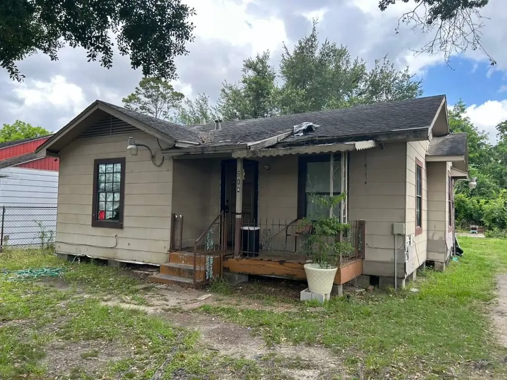 214 Bolden Street Houston TX 77029