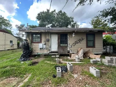 214 Bolden Street Houston TX 77029