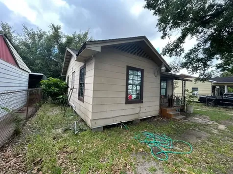 214 Bolden Street Houston TX 77029