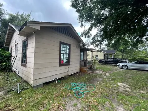 214 Bolden Street Houston TX 77029
