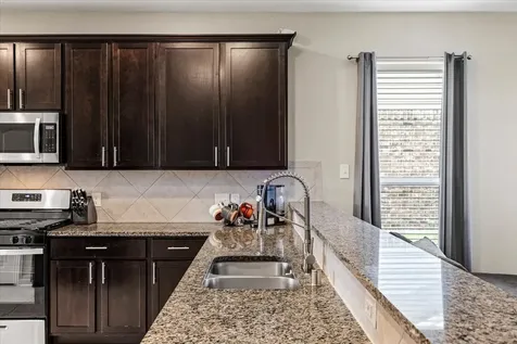 7820 Quartz Lane Texas City TX 77591