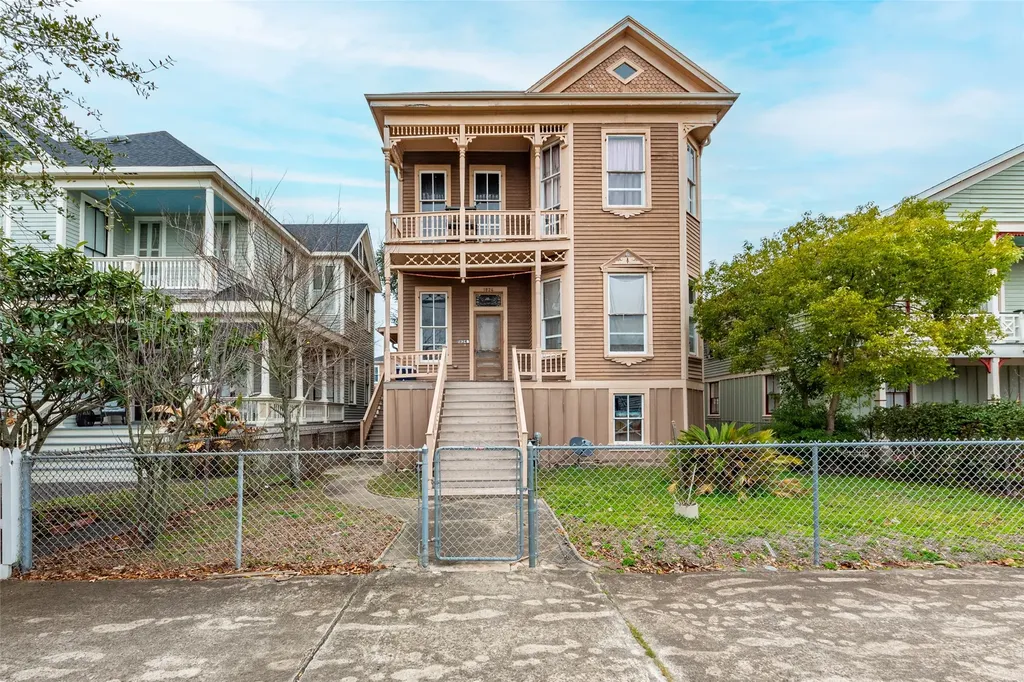1824 Avenue K Galveston TX 77550