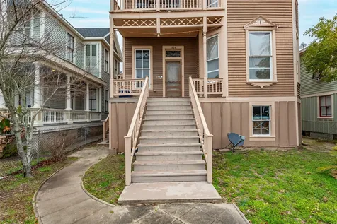1824 Avenue K Galveston TX 77550